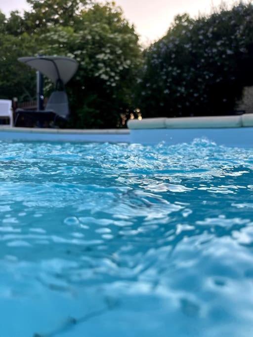 Entire Apartment With Swimming Pool Near Aubeterre Saint-Romain  Екстериор снимка